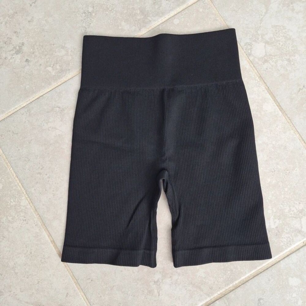 Womens OQQ Ridged Biker Shorts